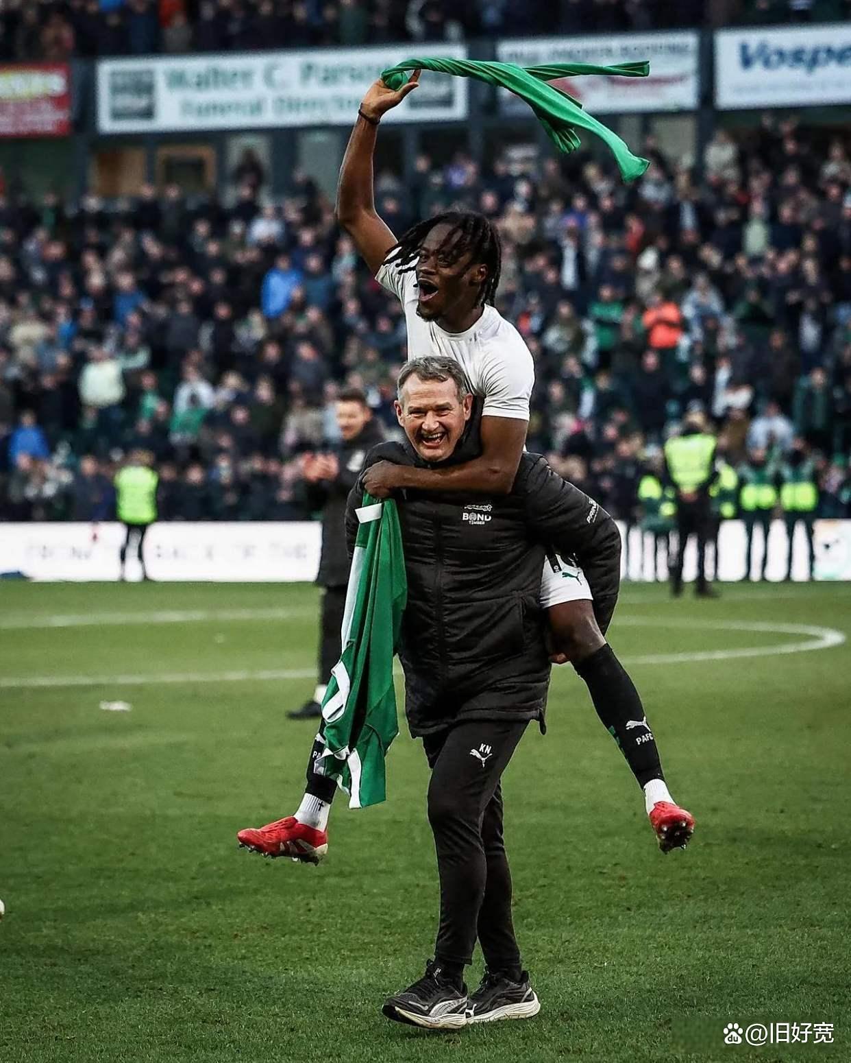 加时末段体能课后，洛杉矶湖人临场应变备战英超，球迷炸锅，赛季目标并未改变的简单介绍